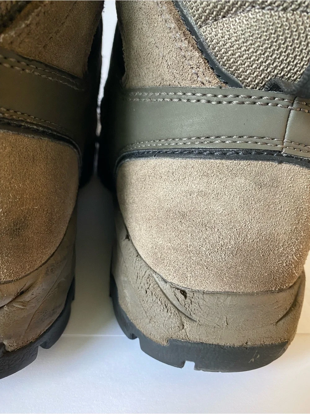 Red Wing 3561 TruHiker Steel Toe Waterproof Work Boots Men’s 9.5D